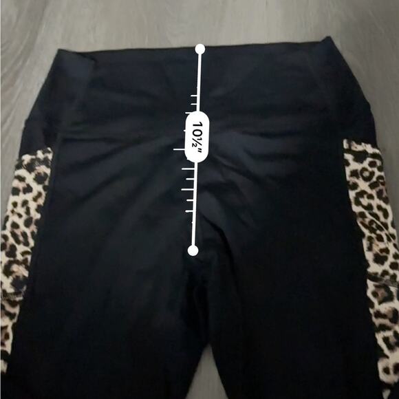 Zyia Active Brilliant Leopard Pocket High Rise Capri Animal Print Leggings‎ 6-8 - Picture 10 of 11